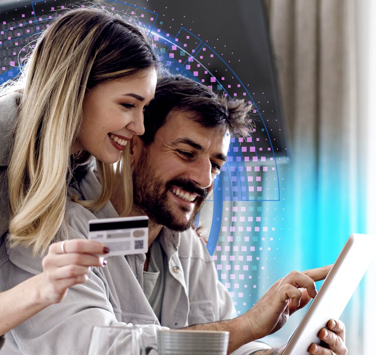 夫妇与平板电脑